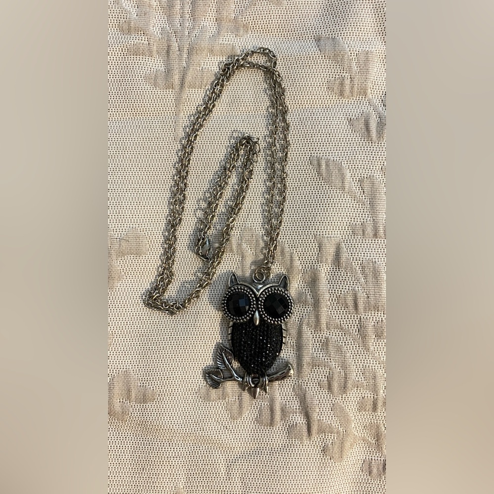 Silver and Black Owl Rhinestone Pendant Necklace